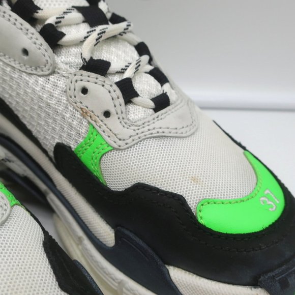 BALENCIAGA TRIPLE S SNEAKERS WHITE/BLACK/NEON GREEN SIZE 37 - Picture 3 of 12